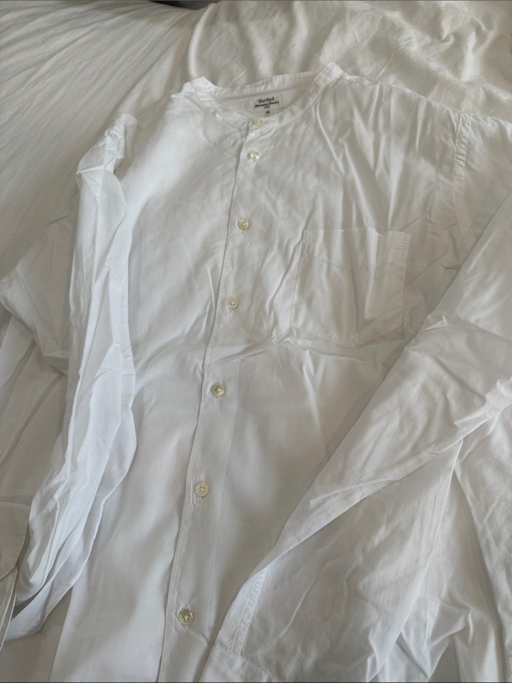 Hartford Crisp White Button-Front Long Sleeve lightweight shirt,banded collar